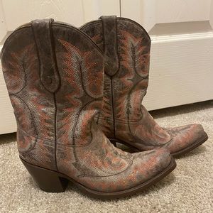 Corral boots size 7.5